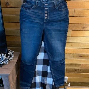 Maurices Blue Jeggings with Classic Denim Style